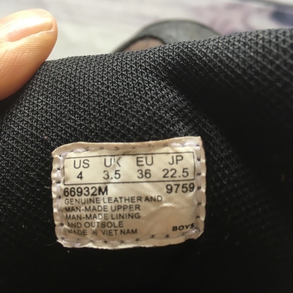 Sorel Snow Boots - Picture 14 of 14